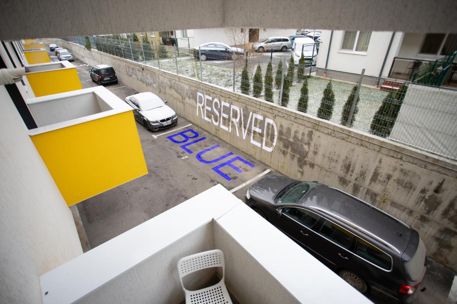 Blue Apartment 1 Brasov Ngoại thất bức ảnh