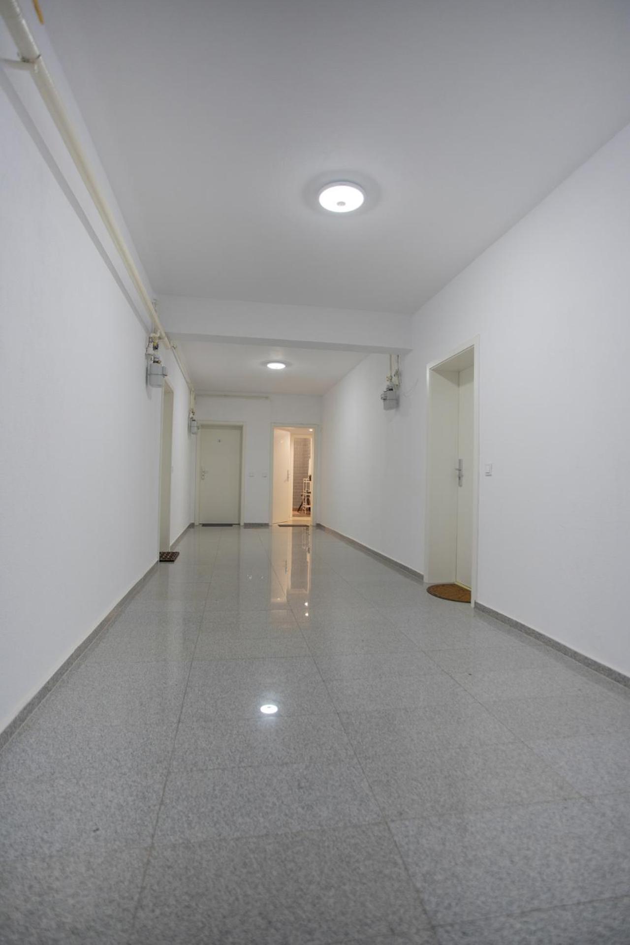 Blue Apartment 1 Brasov Ngoại thất bức ảnh
