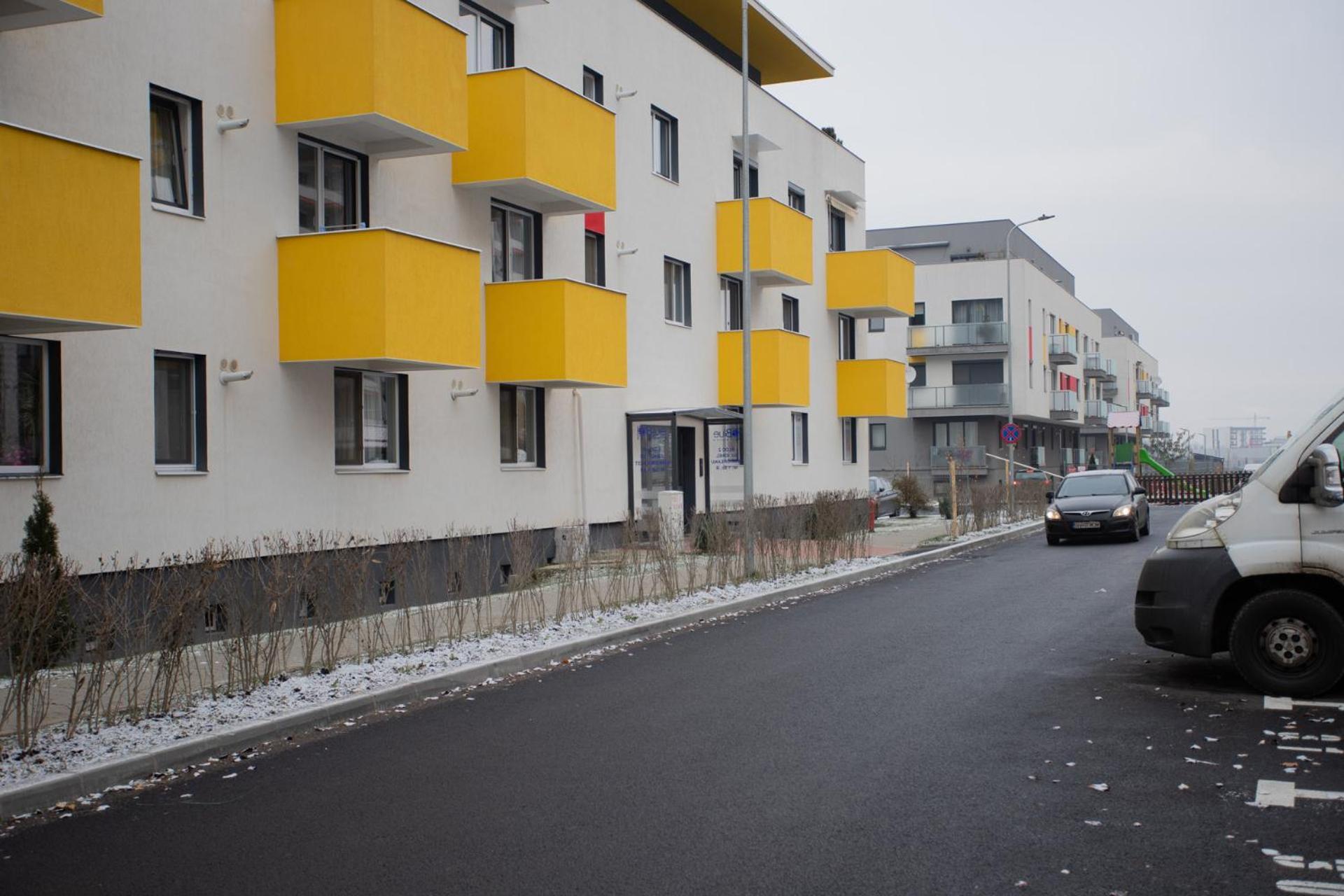Blue Apartment 1 Brasov Ngoại thất bức ảnh